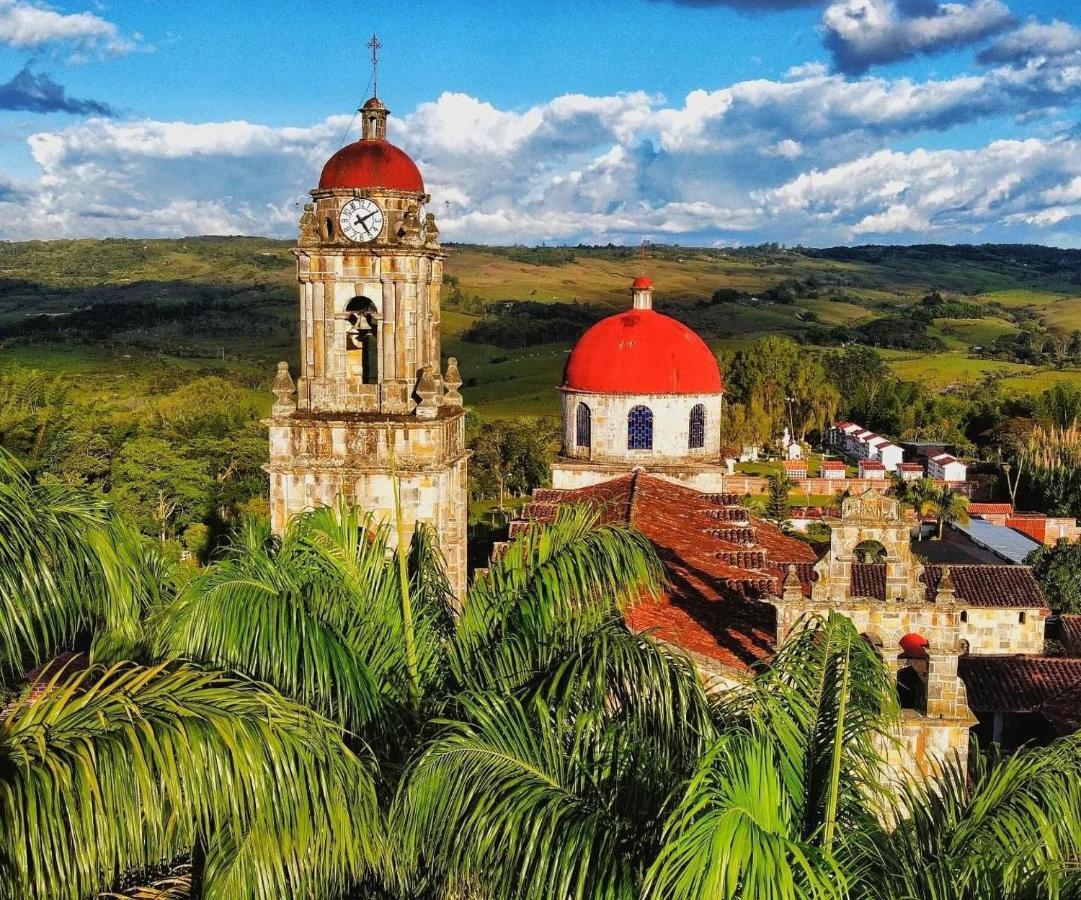 Hostal Jose Navarro Guadalupe エクステリア 写真