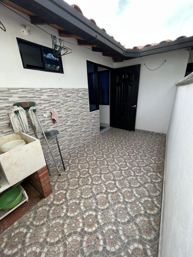 Hostal Jose Navarro Guadalupe エクステリア 写真