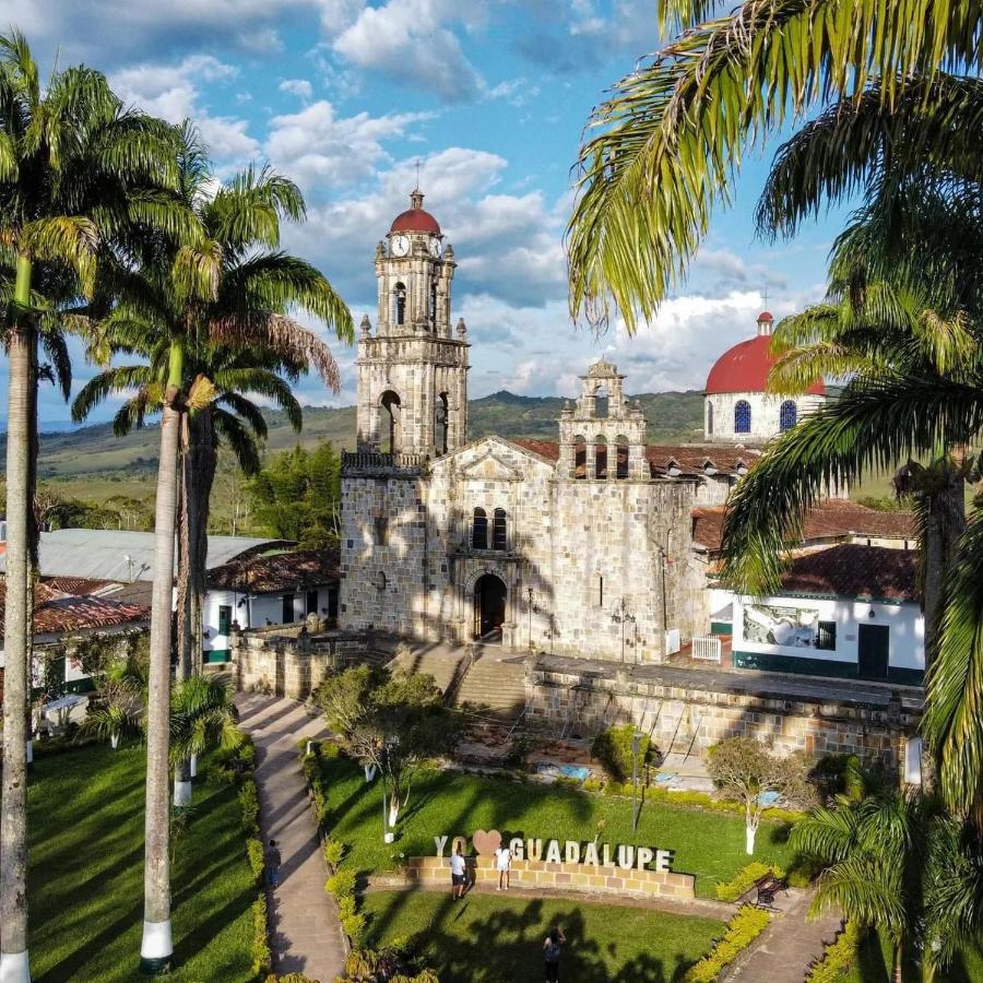 Hostal Jose Navarro Guadalupe エクステリア 写真